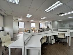 Lippo Centre (D2), Office #437340491